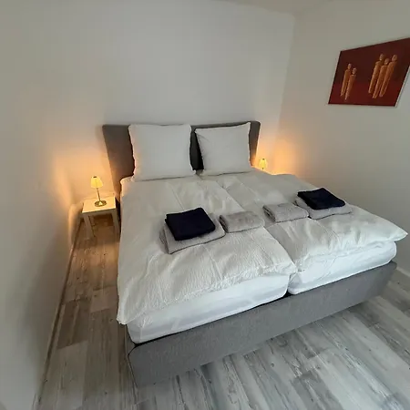 Ffm Str * Κάσελ